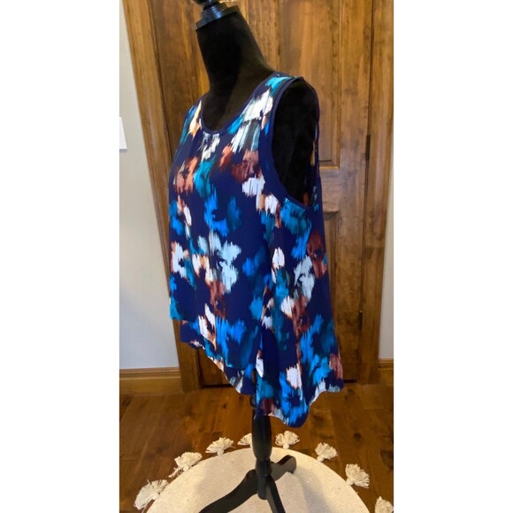 Simply Vera Blouse Size Large Top Blue Sleeveless Hi/Low Flowy Summer Chic Vaca - Picture 4 of 10